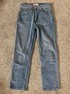 Abercrombie & Fitch Women's Cropped Straight-Leg Jeans - Light Blue Wash